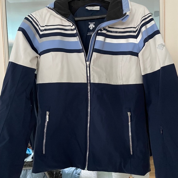 Bogner, Spyder, Nills. Ombeder. Jackets & Blazers - Ski jackets and pants, and hats. All top brand names